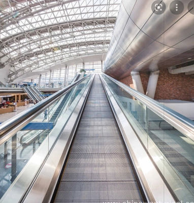 FUJI 5000KG ทางเลื่อนสนามบิน 1400mm Outdoor Travelator