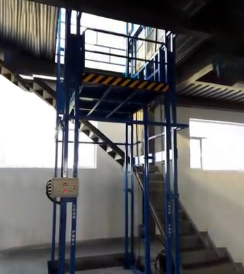 ลิฟท์บรรทุกสินค้าไฟฟ้าลิฟต์สแตนเลสแฮร์ไลน์ 1000KG
