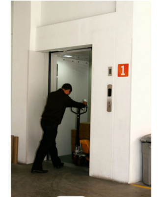 AV Drive ลิฟต์ขนส่งสินค้าพร้อมห้องเครื่อง 3000KG